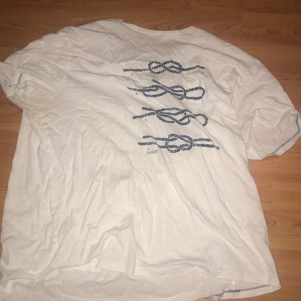 Hilfiger t shirt